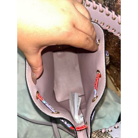 🐍 Aldo Multicolor Snake Skin Bucket/Draw String Crossbody Handbag 🐍 - Picture 3 of 7